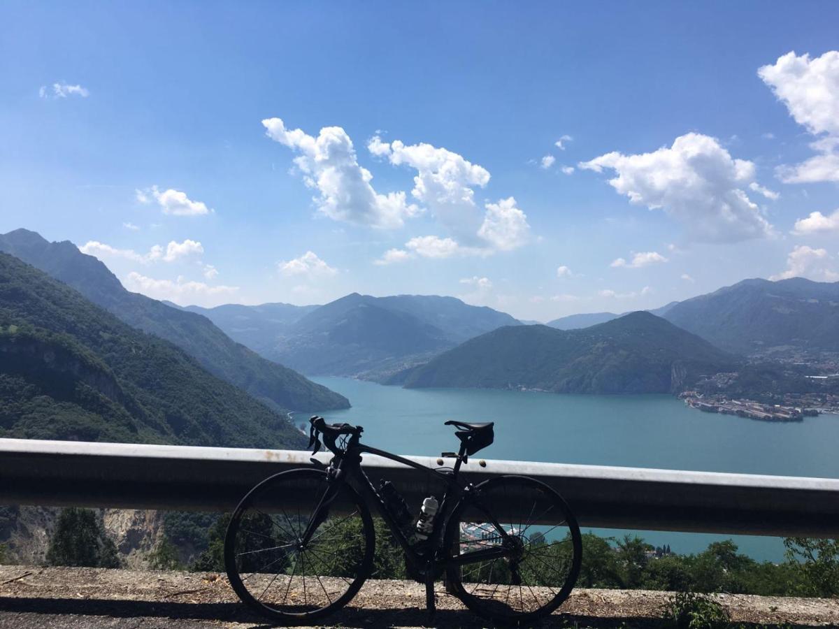 Holiday Home Punta D'Oro With Garden, Parking Place And Lake Access At 300 M Iseo Exteriör bild