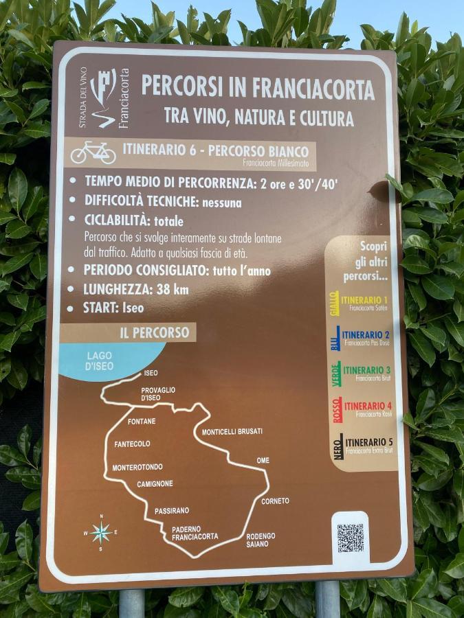 Holiday Home Punta D'Oro With Garden, Parking Place And Lake Access At 300 M Iseo Exteriör bild